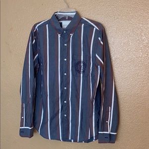 American Eagle Stripped Button Down Shirt
